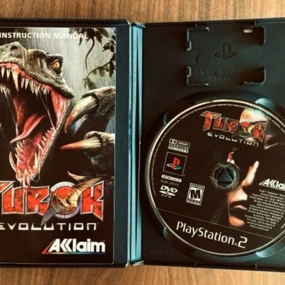 PS2 includes 2 remotes and 4 games - Picture 6 of 9